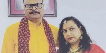 ब्रजेश पाठक और उनकी पत्नी नम्रता पाठक